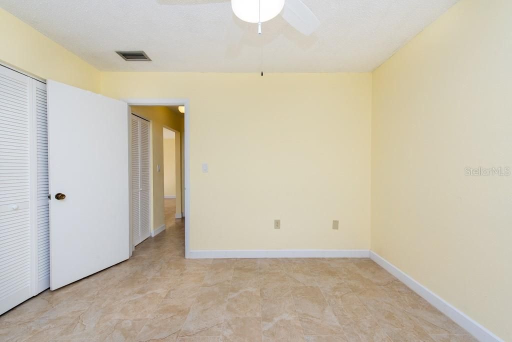 Active With Contract: $150,000 (2 beds, 1 baths, 758 Square Feet)