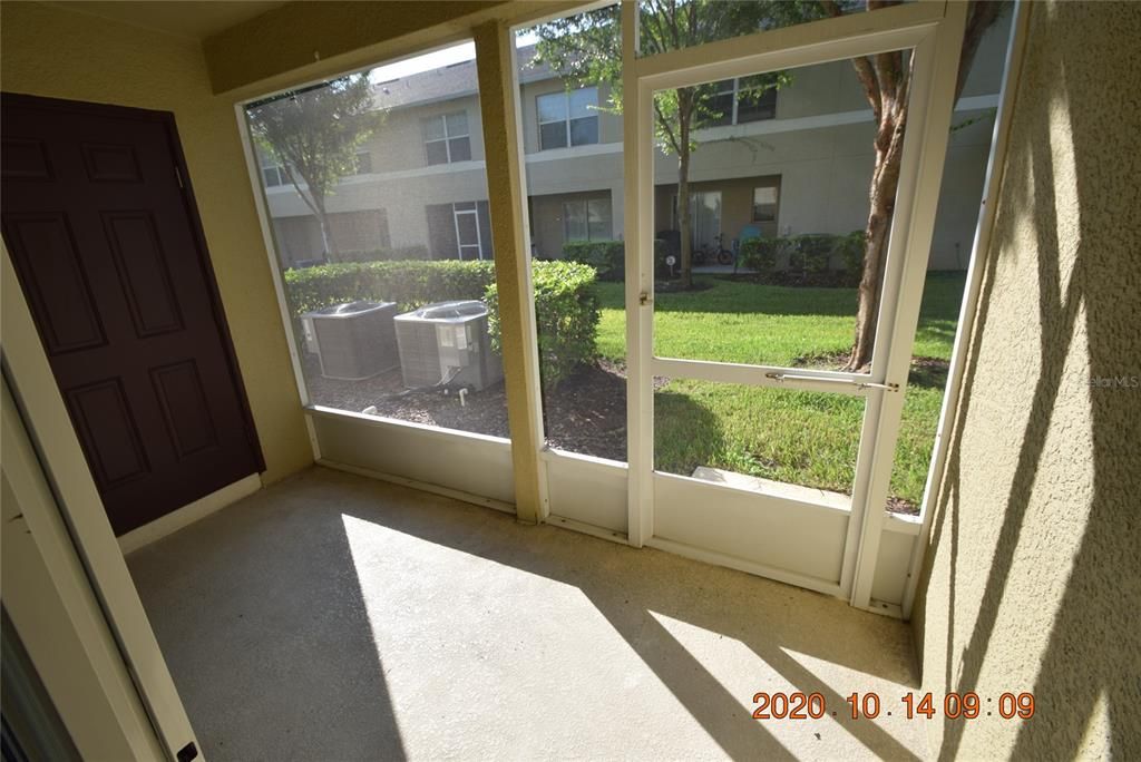 Active With Contract: $1,775 (2 beds, 2 baths, 1622 Square Feet)