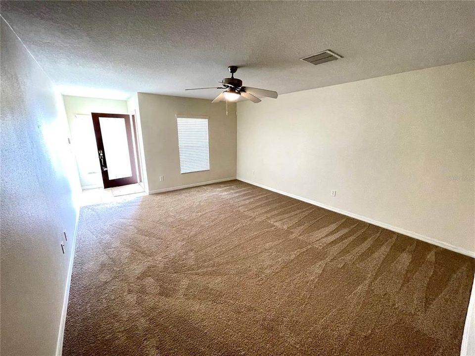 Recently Rented: $1,775 (2 beds, 2 baths, 1622 Square Feet)