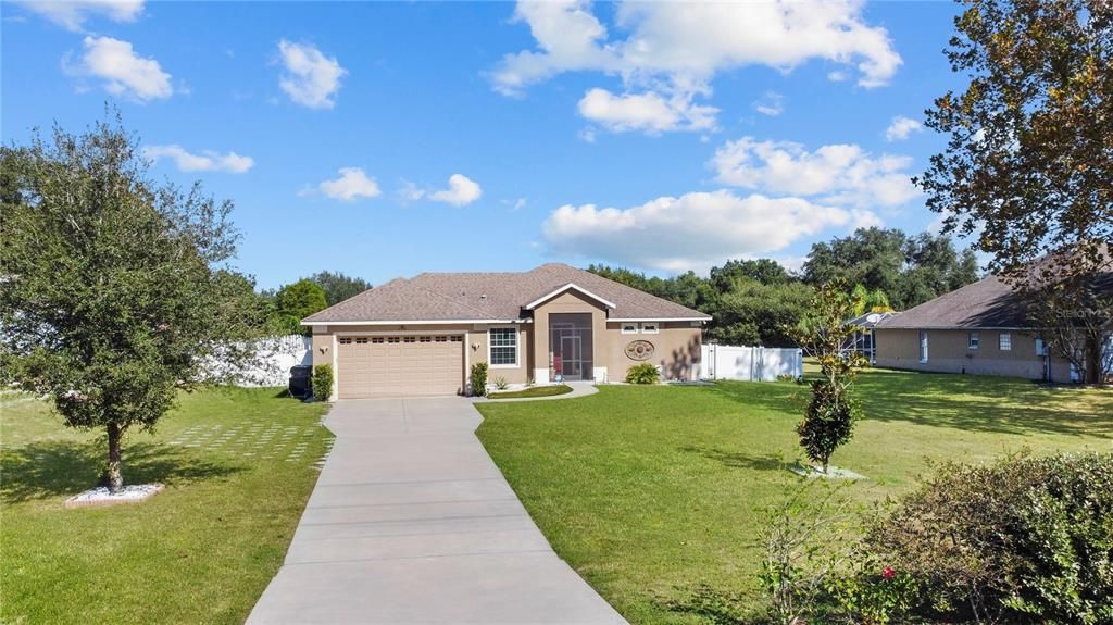 Active With Contract: $599,900 (4 beds, 2 baths, 1839 Square Feet)
