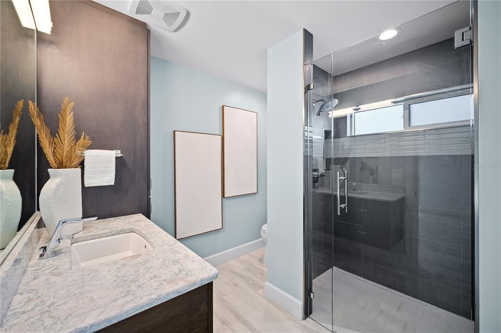 Active With Contract: $2,000,000 (3 beds, 3 baths, 1948 Square Feet)