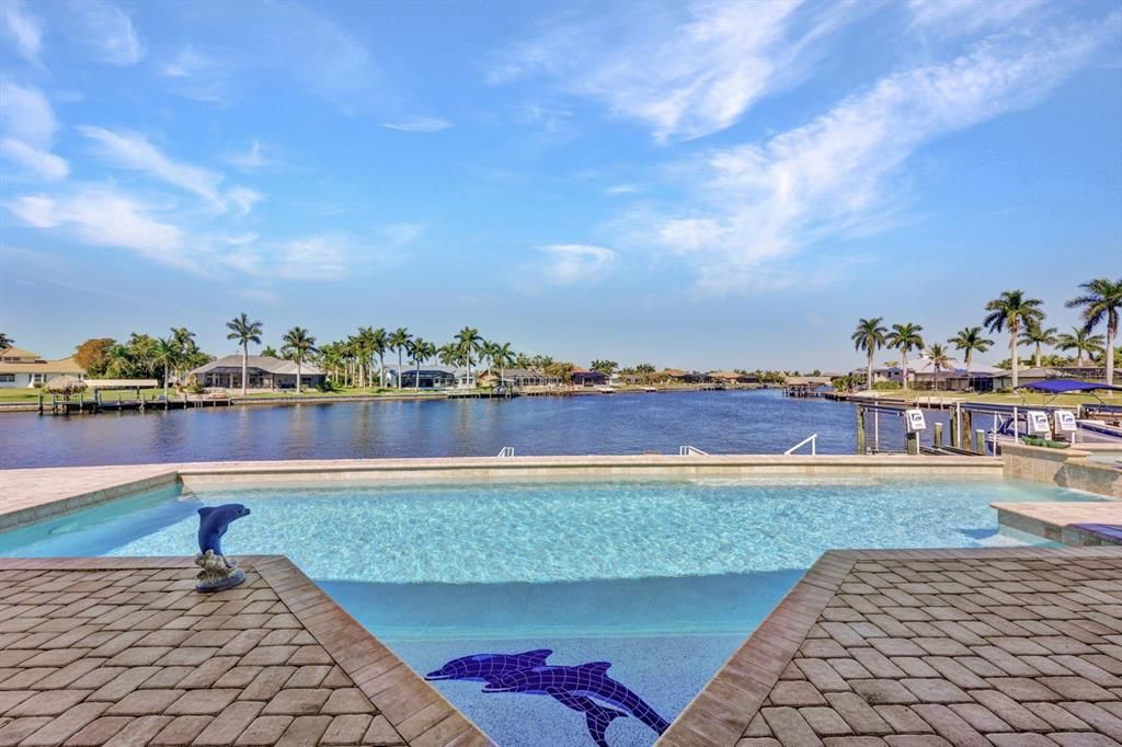 Recently Sold: $2,250,000 (6 beds, 6 baths, 4244 Square Feet)