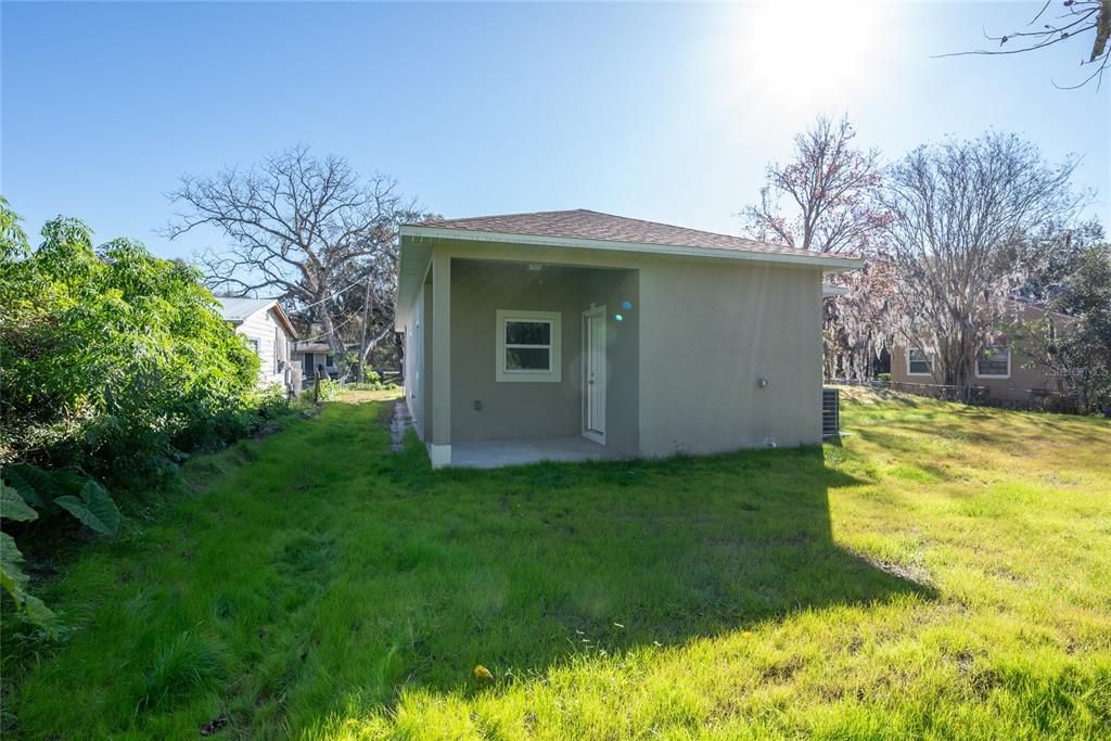 Recently Rented: $2,099 (3 beds, 2 baths, 1410 Square Feet)