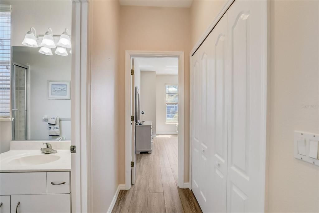 Active With Contract: $599,000 (2 beds, 2 baths, 1340 Square Feet)