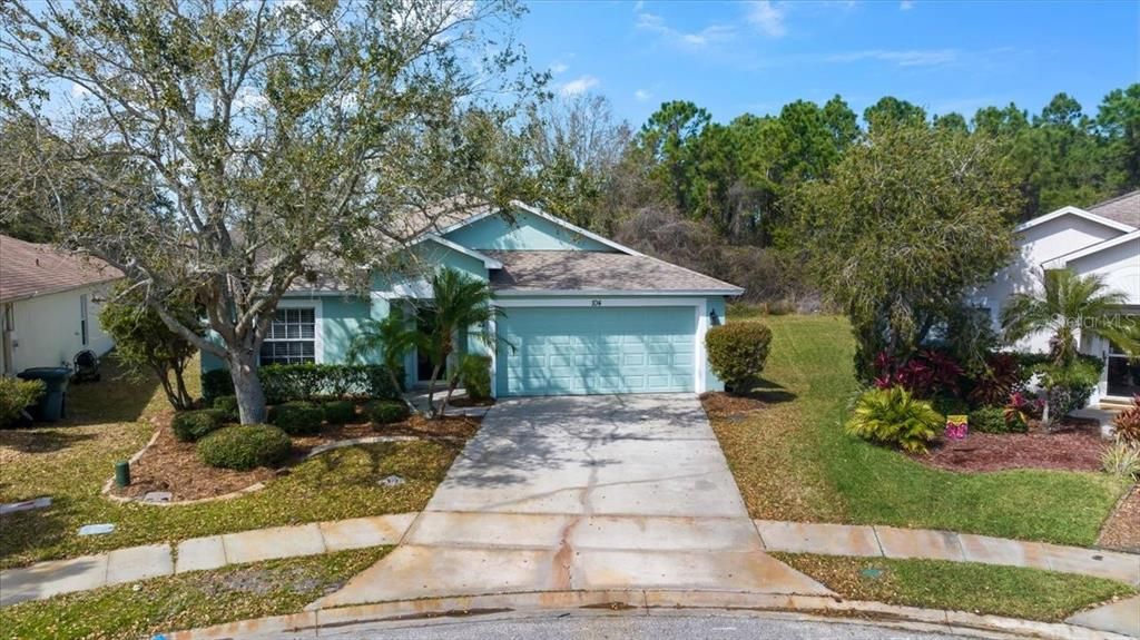 Recently Sold: $379,000 (4 beds, 2 baths, 1922 Square Feet)