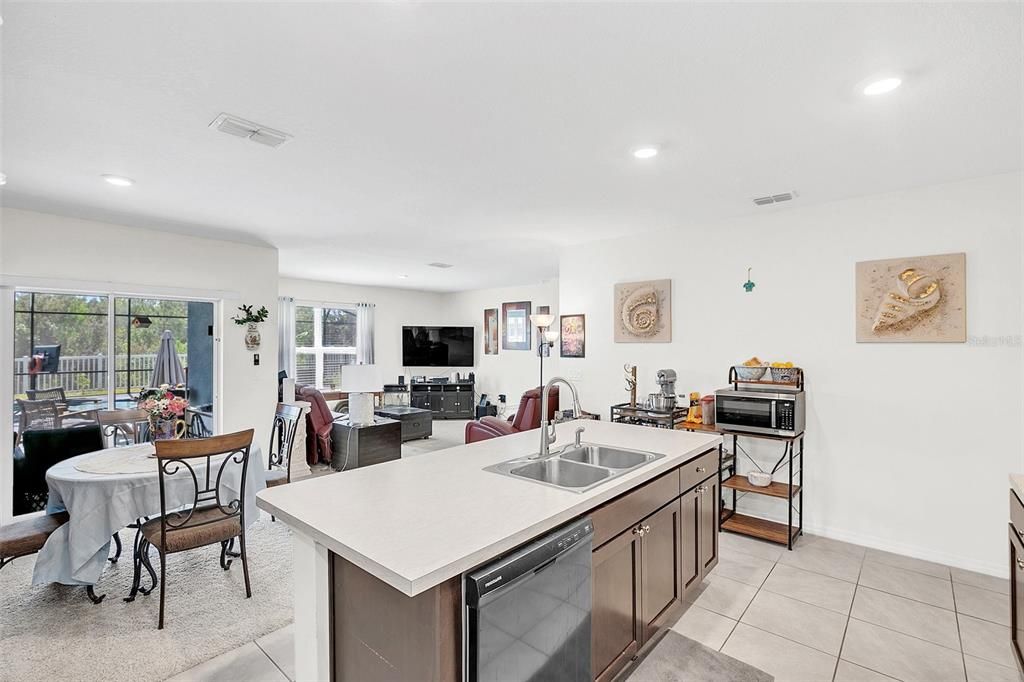 Active With Contract: $499,900 (4 beds, 2 baths, 1806 Square Feet)