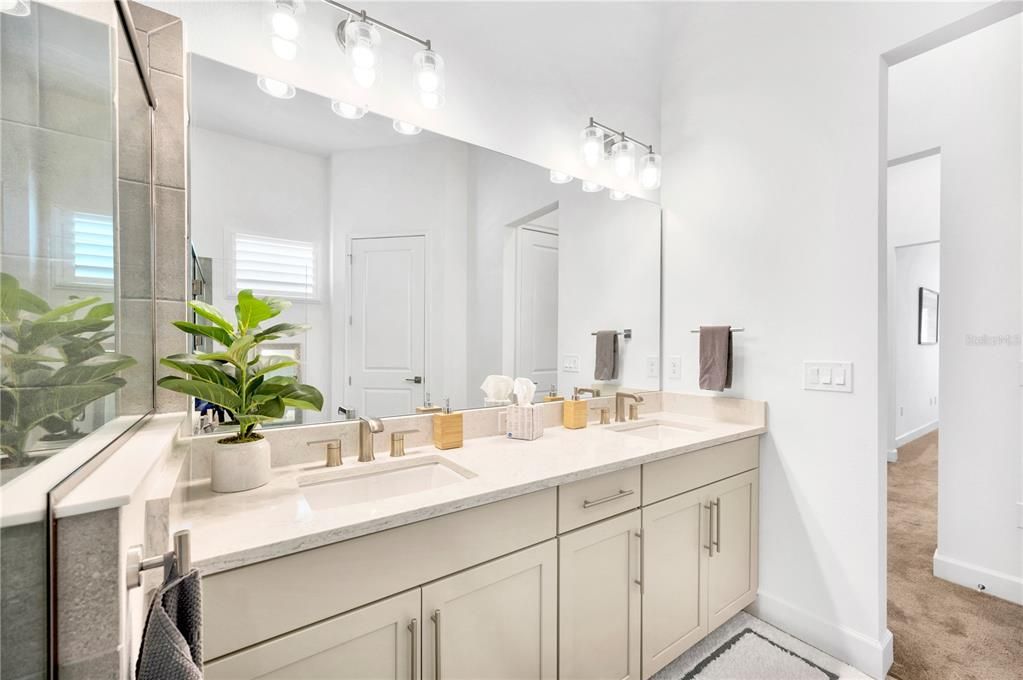 Double Sink in Owner's Bathroom