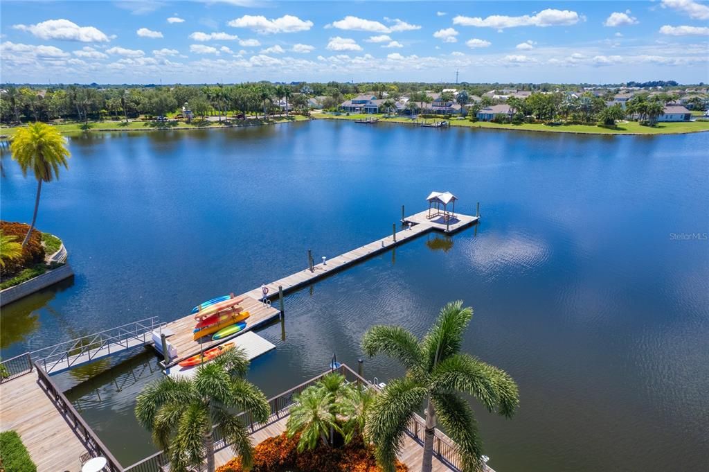 Tour the Lagoon on Kayak or Paddleboard.