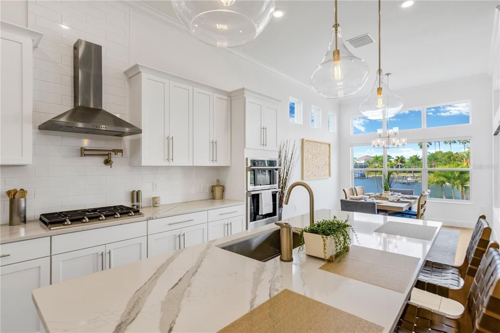 Active With Contract: $998,000 (4 beds, 3 baths, 3052 Square Feet)