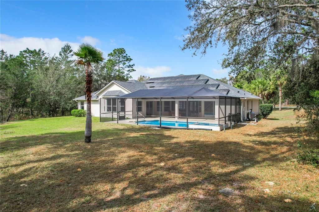 Recently Sold: $570,000 (3 beds, 3 baths, 3036 Square Feet)