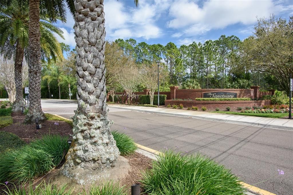 Recently Sold: $510,000 (4 beds, 2 baths, 2034 Square Feet)