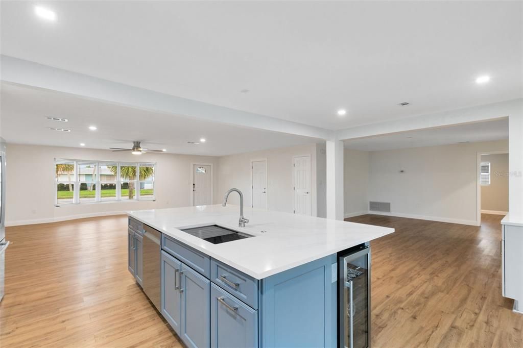 Gorgeous, updated kitchen with an oversized island, don't miss the wine cooler ;)