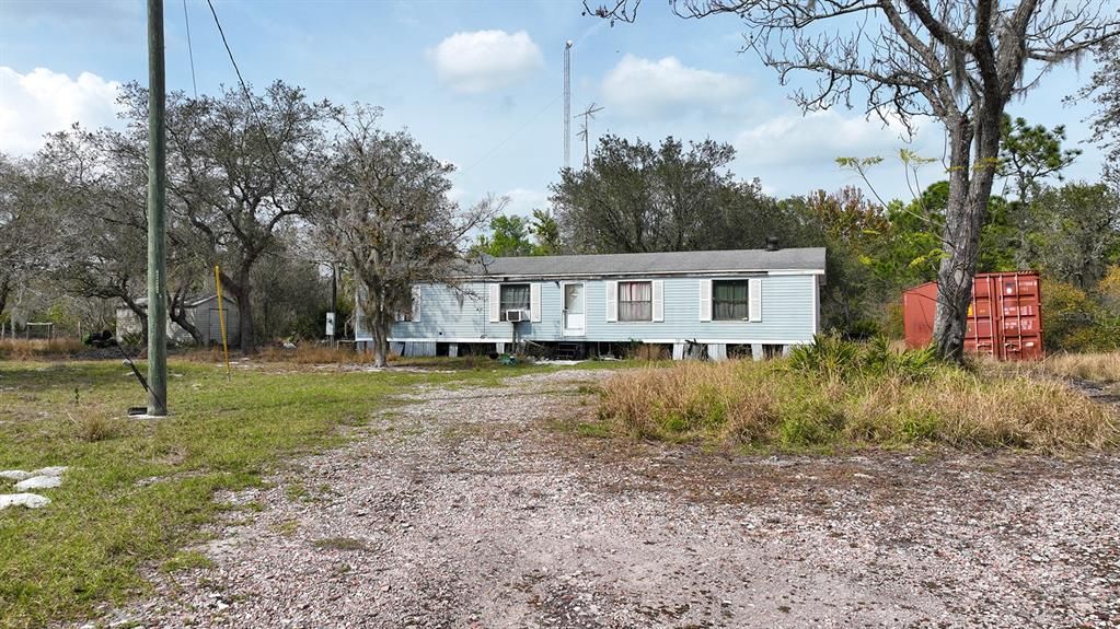 Recently Sold: $189,900 (3 beds, 2 baths, 1512 Square Feet)