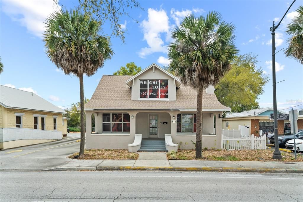 Great frontage on Main Street in Kissimmee Medical Arts District