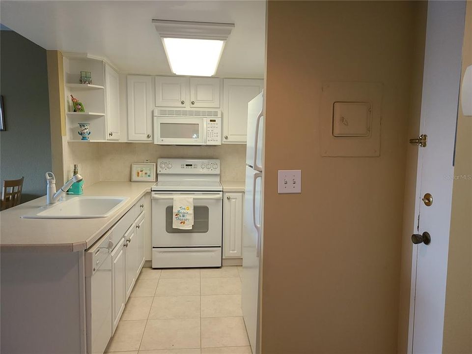 OPEN, BRIGHT and lots of countertop space and lots of cabinets!