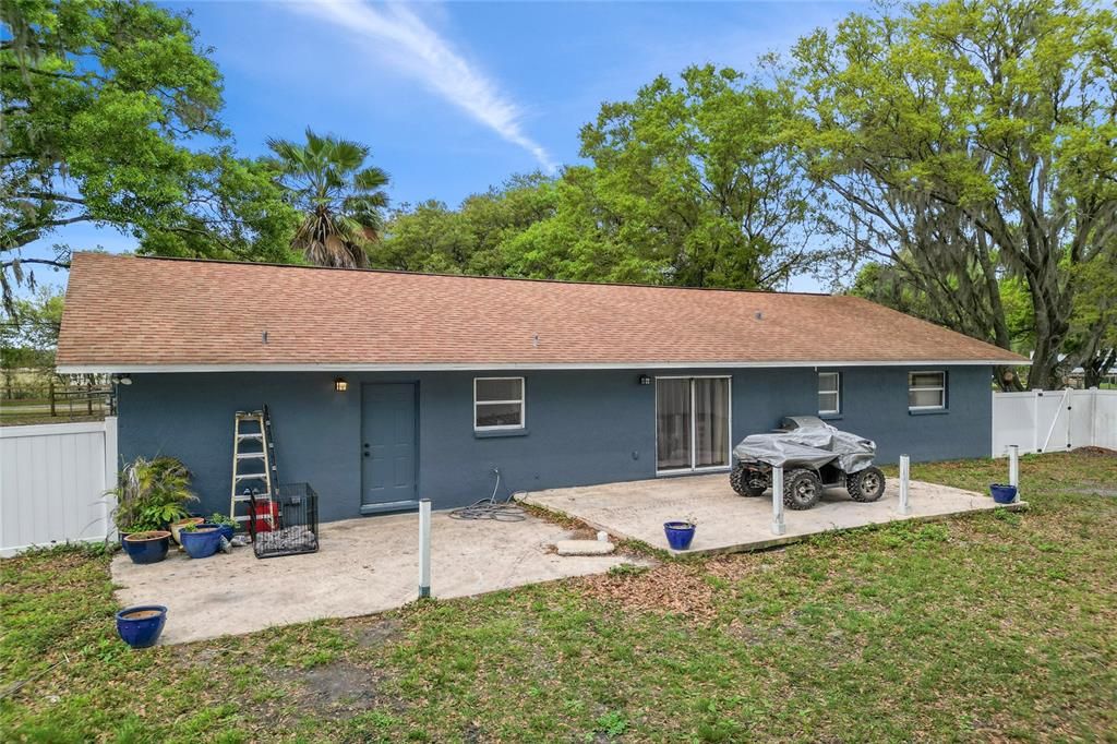 For Sale: $549,000 (4 beds, 2 baths, 1740 Square Feet)