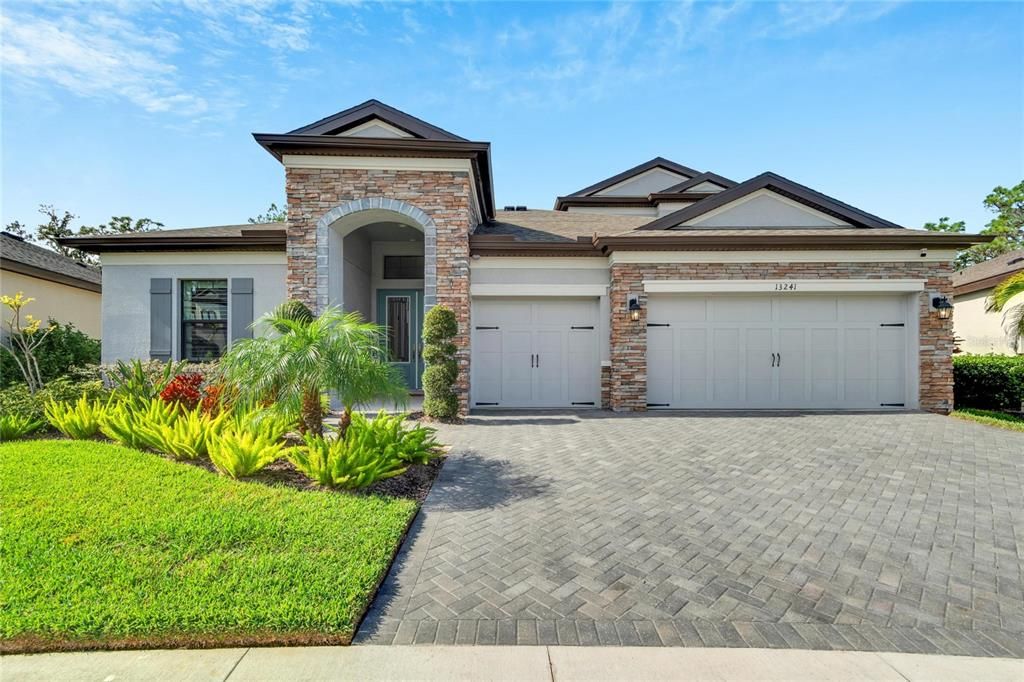 Active With Contract: $849,900 (4 beds, 4 baths, 3198 Square Feet)