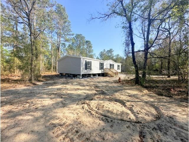 Recently Sold: $229,450 (4 beds, 2 baths, 1493 Square Feet)