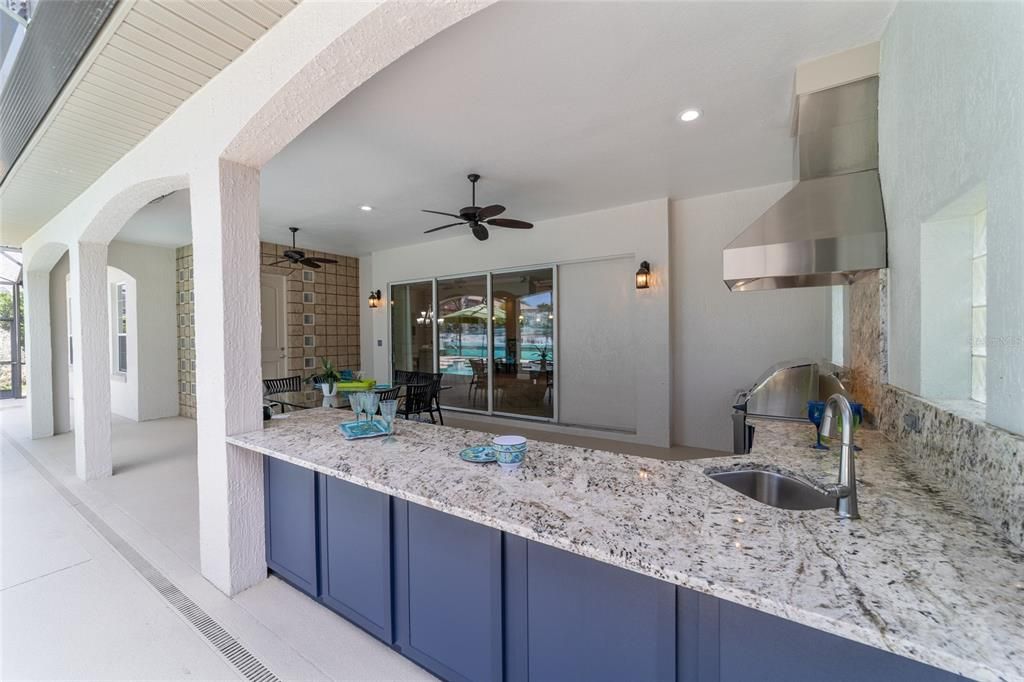 Recently Sold: $1,150,000 (3 beds, 2 baths, 2582 Square Feet)