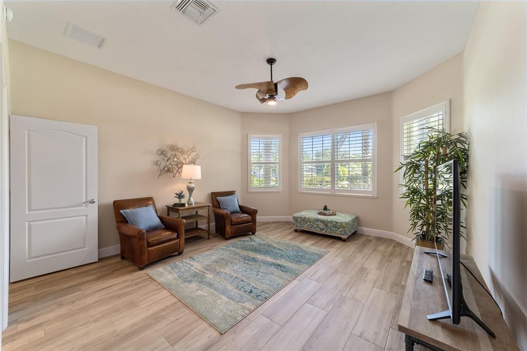 Recently Sold: $1,150,000 (3 beds, 2 baths, 2582 Square Feet)