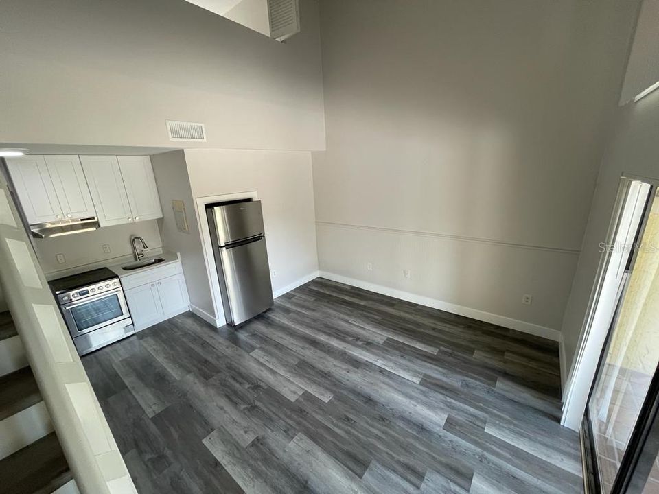 Recently Rented: $1,750 (2 beds, 2 baths, 1124 Square Feet)