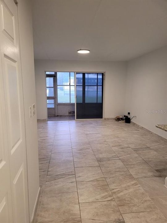 En Venta: $190,000 (2 camas, 2 baños, 975 Pies cuadrados)