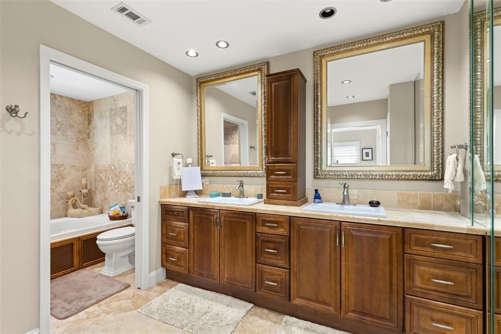 Recently Sold: $750,000 (2 beds, 2 baths, 2122 Square Feet)