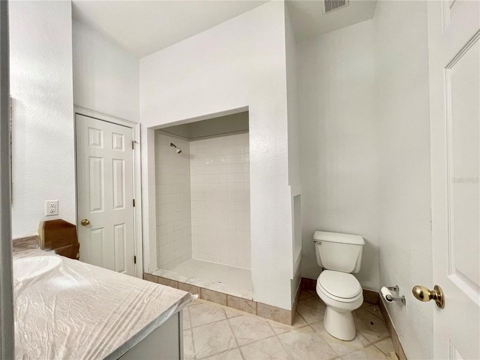 最近租的: $4,500 (4 贝兹, 3 浴室, 3288 平方英尺)