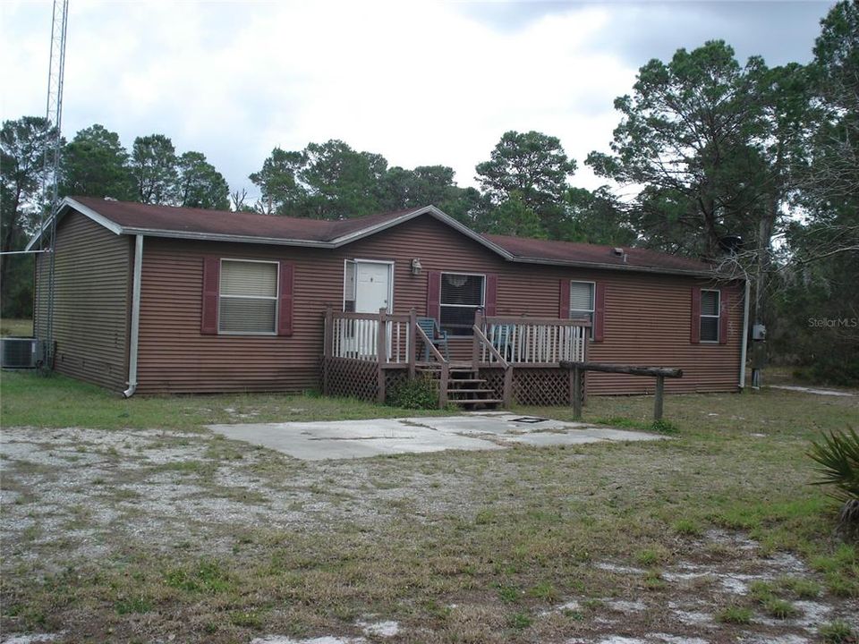 Recently Sold: $199,950 (3 beds, 2 baths, 1404 Square Feet)