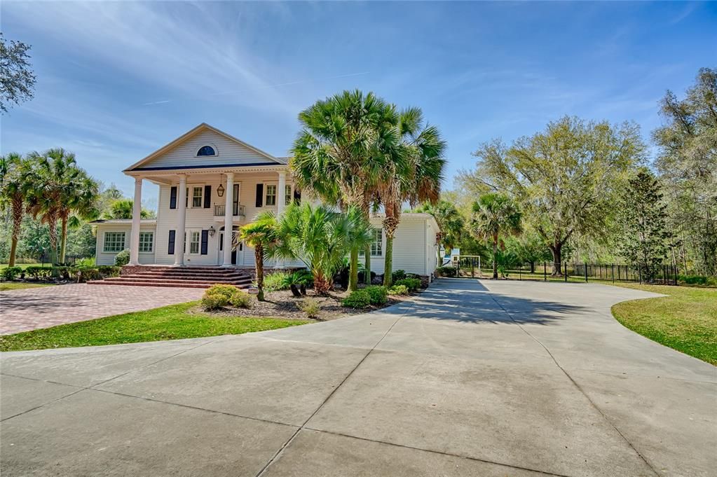 Active With Contract: $1,250,000 (4 beds, 4 baths, 3353 Square Feet)