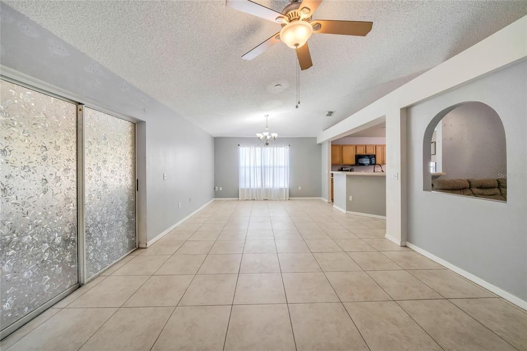 Recently Sold: $334,900 (3 beds, 2 baths, 1855 Square Feet)