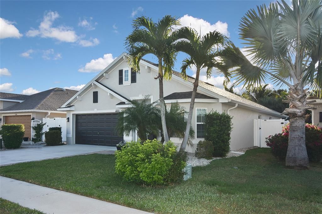 Recently Sold: $405,000 (3 beds, 2 baths, 1512 Square Feet)