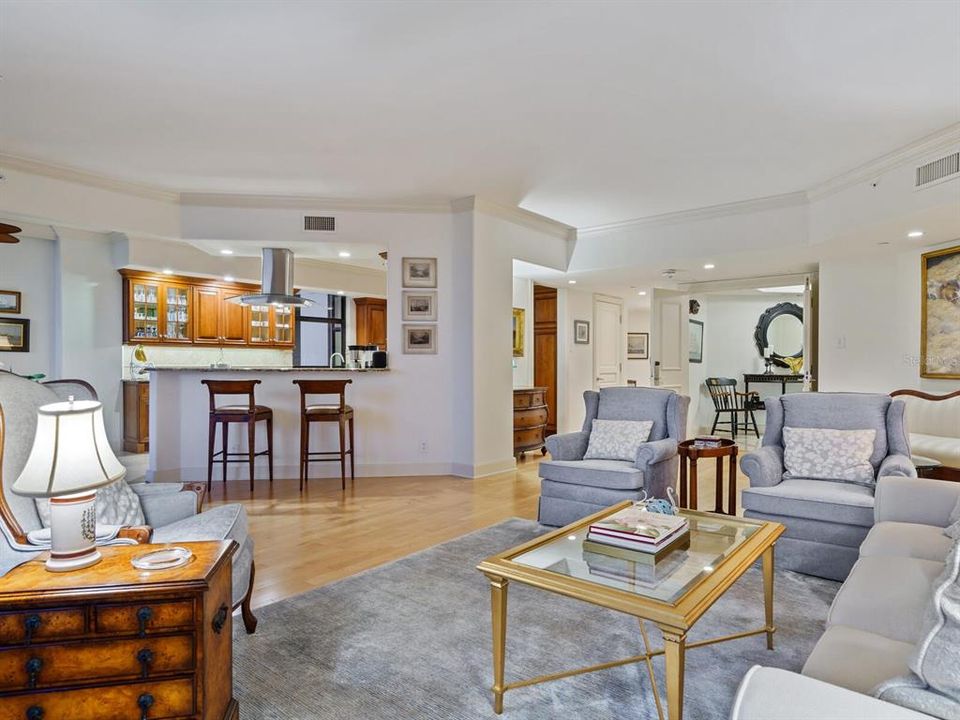 Active With Contract: $2,800,000 (3 beds, 3 baths, 2650 Square Feet)