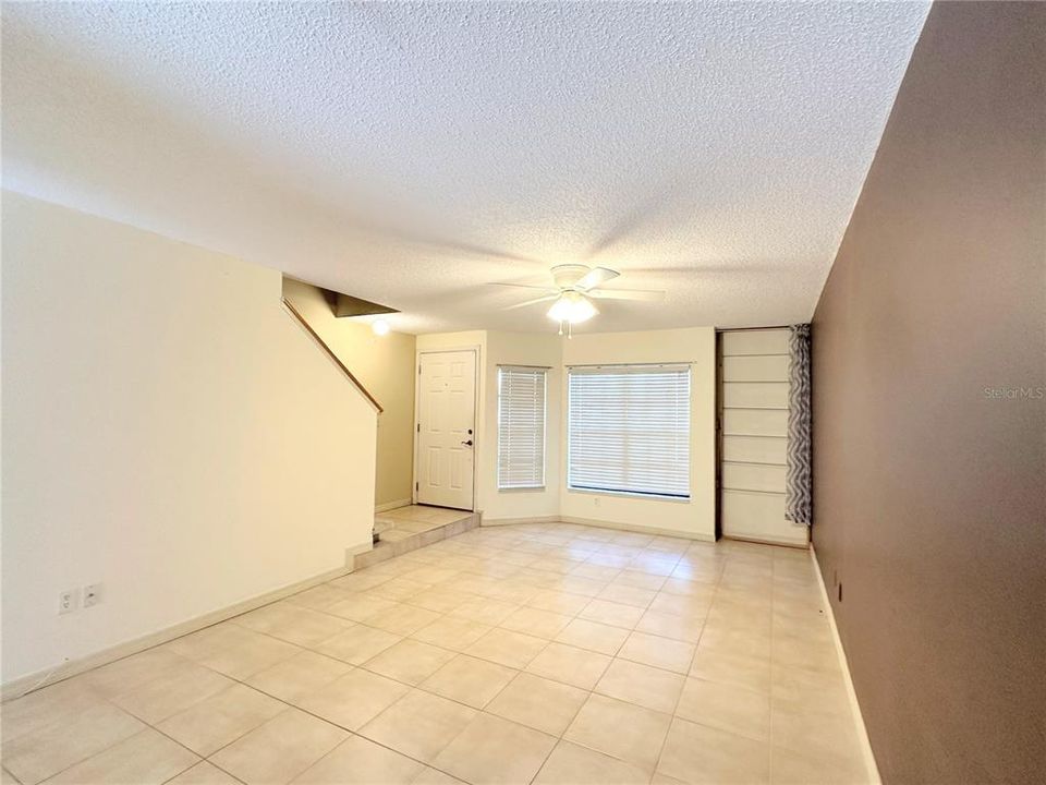 For Rent: $1,700 (2 beds, 2 baths, 1185 Square Feet)