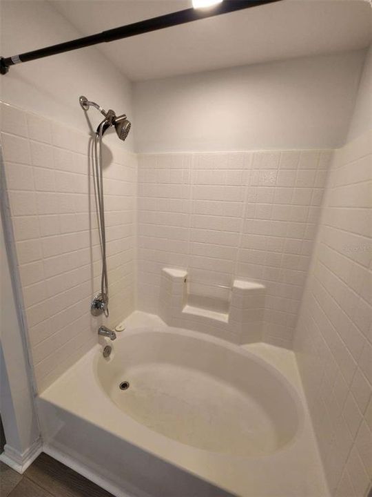 最近租的: $2,200 (3 贝兹, 2 浴室, 1395 平方英尺)