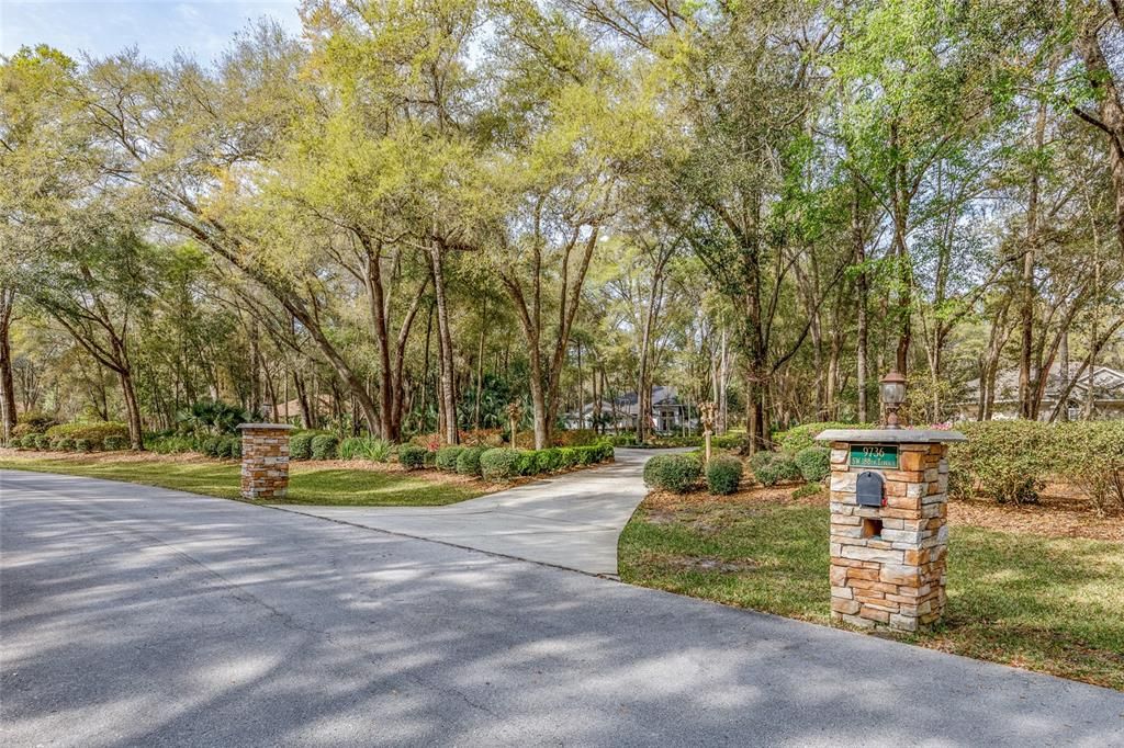 Recently Sold: $615,000 (4 beds, 2 baths, 2811 Square Feet)