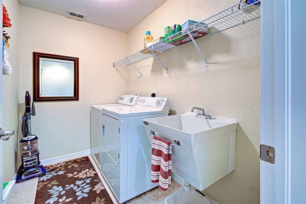 Недавно арендовано: $3,000 (3 спален, 2 ванн, 2153 Квадратных фут)