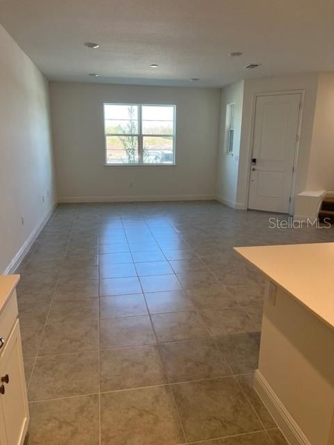 Recently Rented: $2,150 (3 beds, 2 baths, 1839 Square Feet)