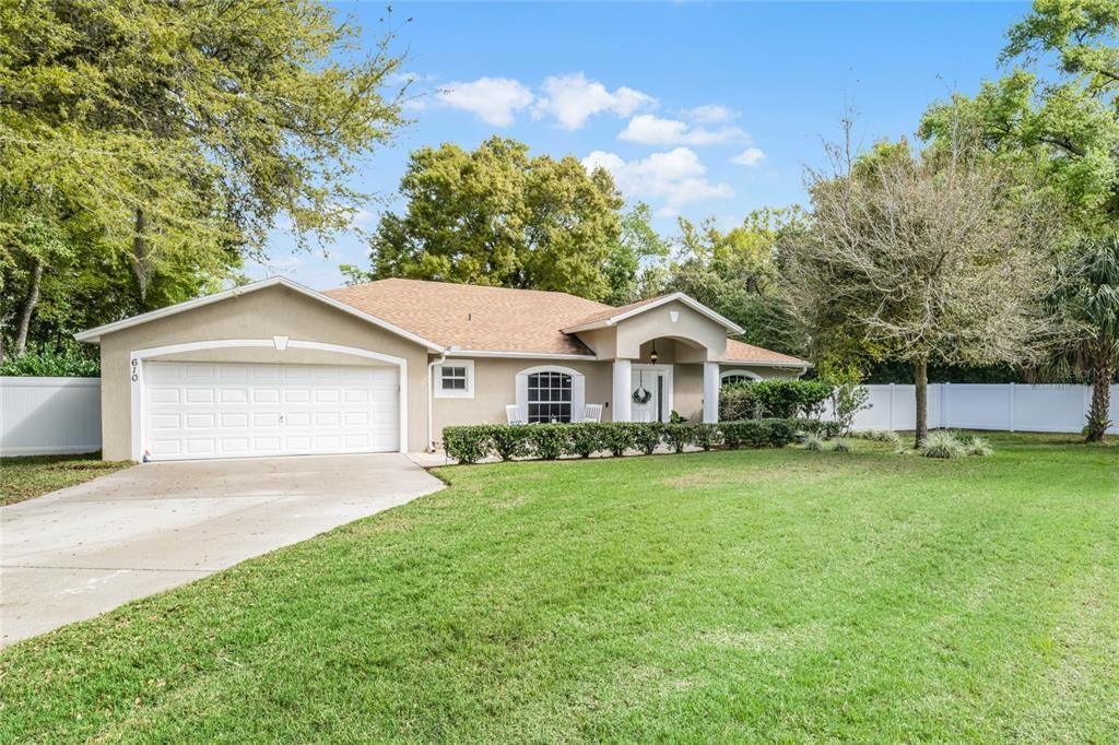 Recently Sold: $372,000 (4 beds, 2 baths, 2000 Square Feet)