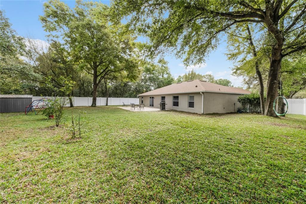 Recently Sold: $372,000 (4 beds, 2 baths, 2000 Square Feet)