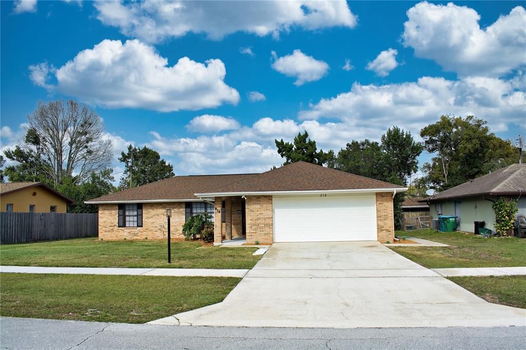 Recently Sold: $334,900 (3 beds, 2 baths, 1468 Square Feet)