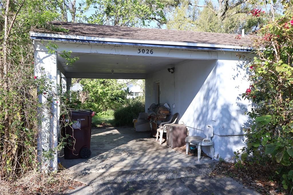 Recently Sold: $315,000 (2 beds, 1 baths, 1085 Square Feet)