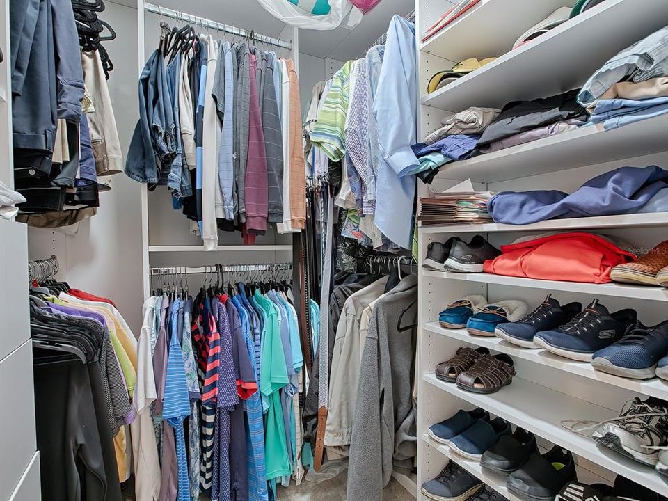 PRIMARY BEDROOM CUSTOM CLOSET SYSTEM