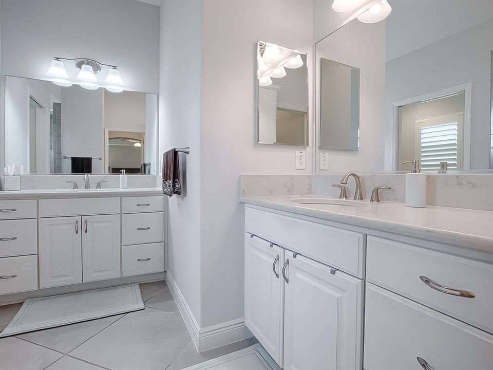 PRIMARY BATHROOM WITH QUARTZ