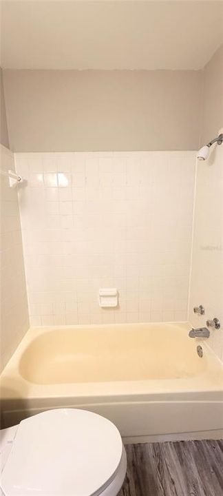 For Sale: $225,000 (3 beds, 2 baths, 1680 Square Feet)
