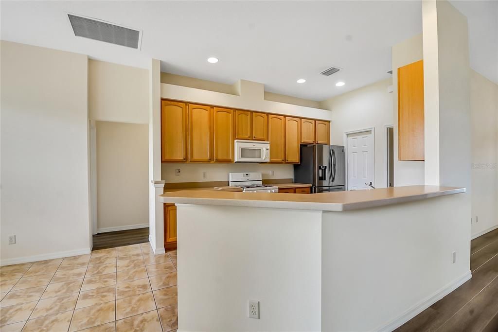 For Sale: $360,000 (3 beds, 2 baths, 1876 Square Feet)