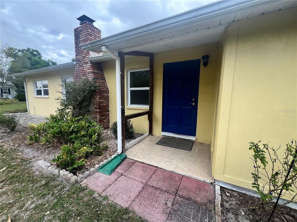 Recently Sold: $259,000 (2 beds, 2 baths, 1369 Square Feet)