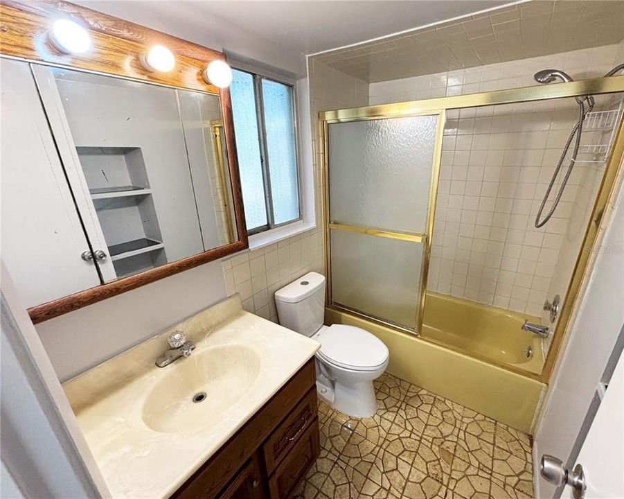 最近租的: $1,950 (4 贝兹, 2 浴室, 1440 平方英尺)