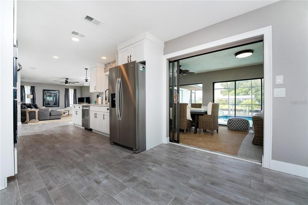 Active With Contract: $3,200 (3 beds, 2 baths, 2274 Square Feet)