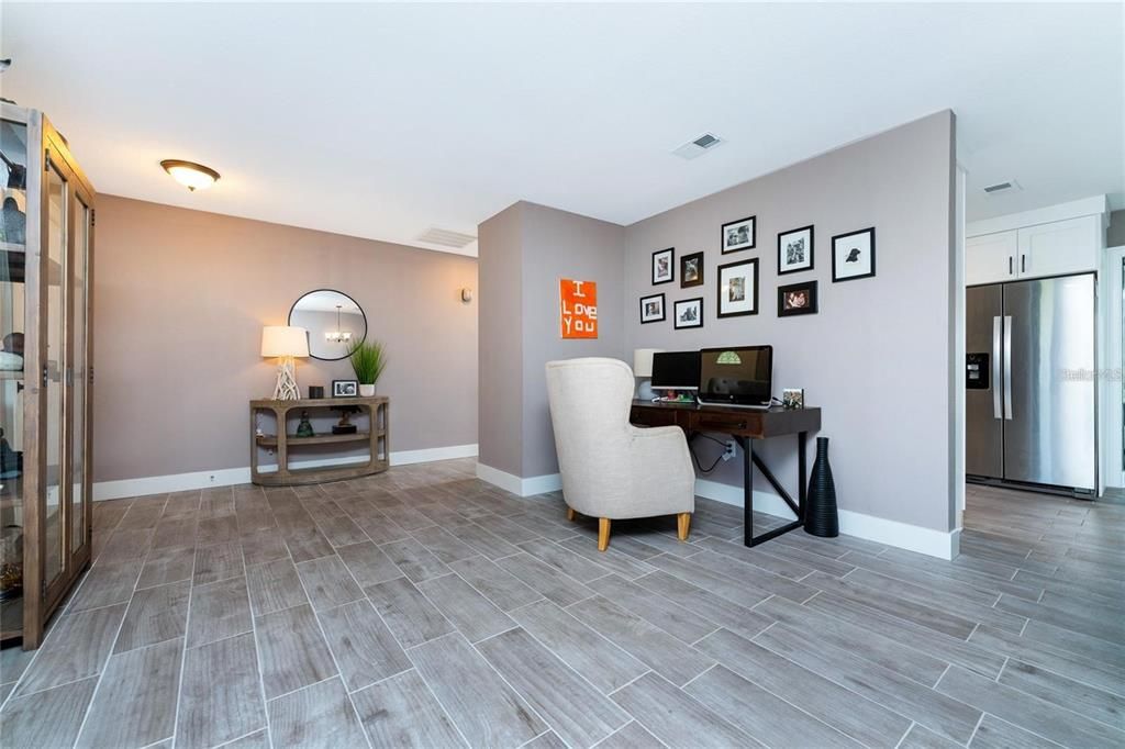 Active With Contract: $3,200 (3 beds, 2 baths, 2274 Square Feet)